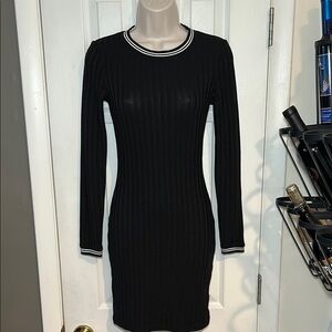 H&M Sporty Black Ribbed Dress in size Small/6